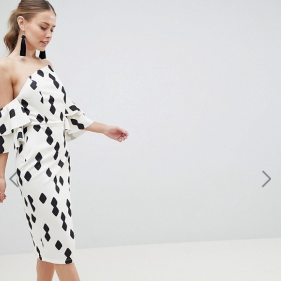 ASOS Dresses & Skirts - ASOS DESIGN Extreme Bandeau Frill Sleeve Dress